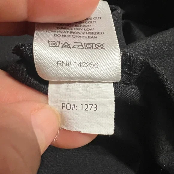 Rafaela Oversized Technical Collection Mandarin Collar Scrub Top in Black Small - Picture 11 of 11